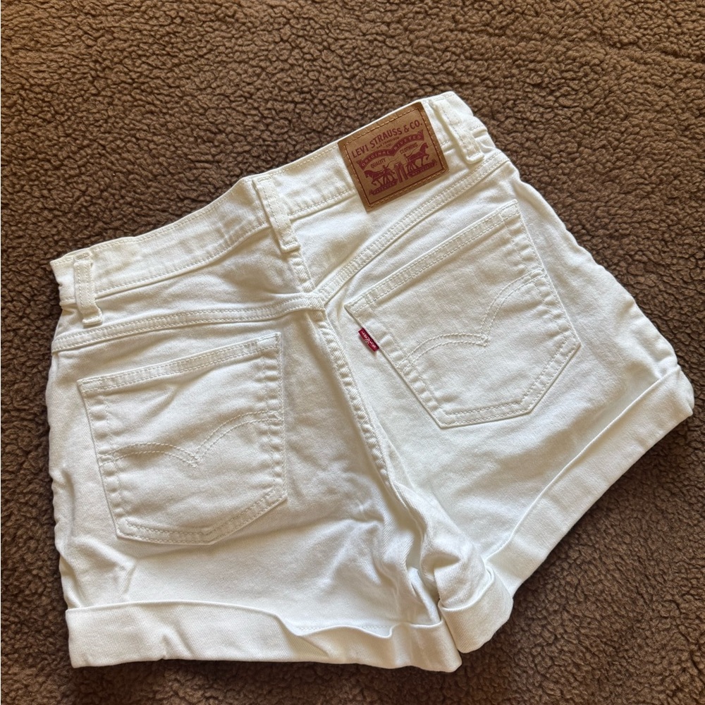 Mom fit Levi’s Women's Denim Shorts